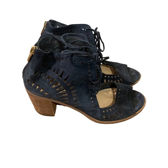 Vince Camuto Women's TARITA Cutout Lace-Up Sandal navy leather suede size 8.5 - Picture 2 of 8